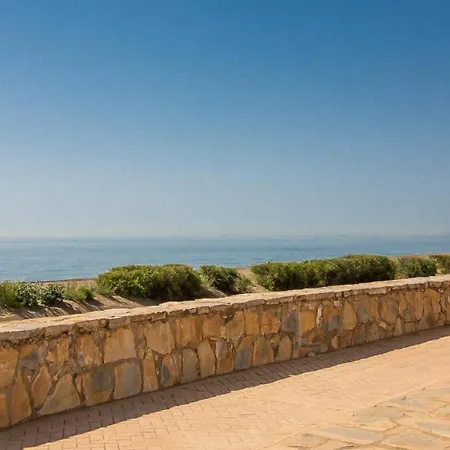 Marina De 25 10 * קסרס